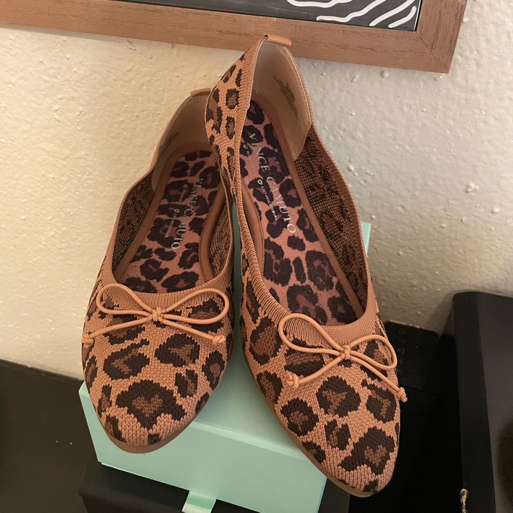 Vince Camuto washable Leopard Flats